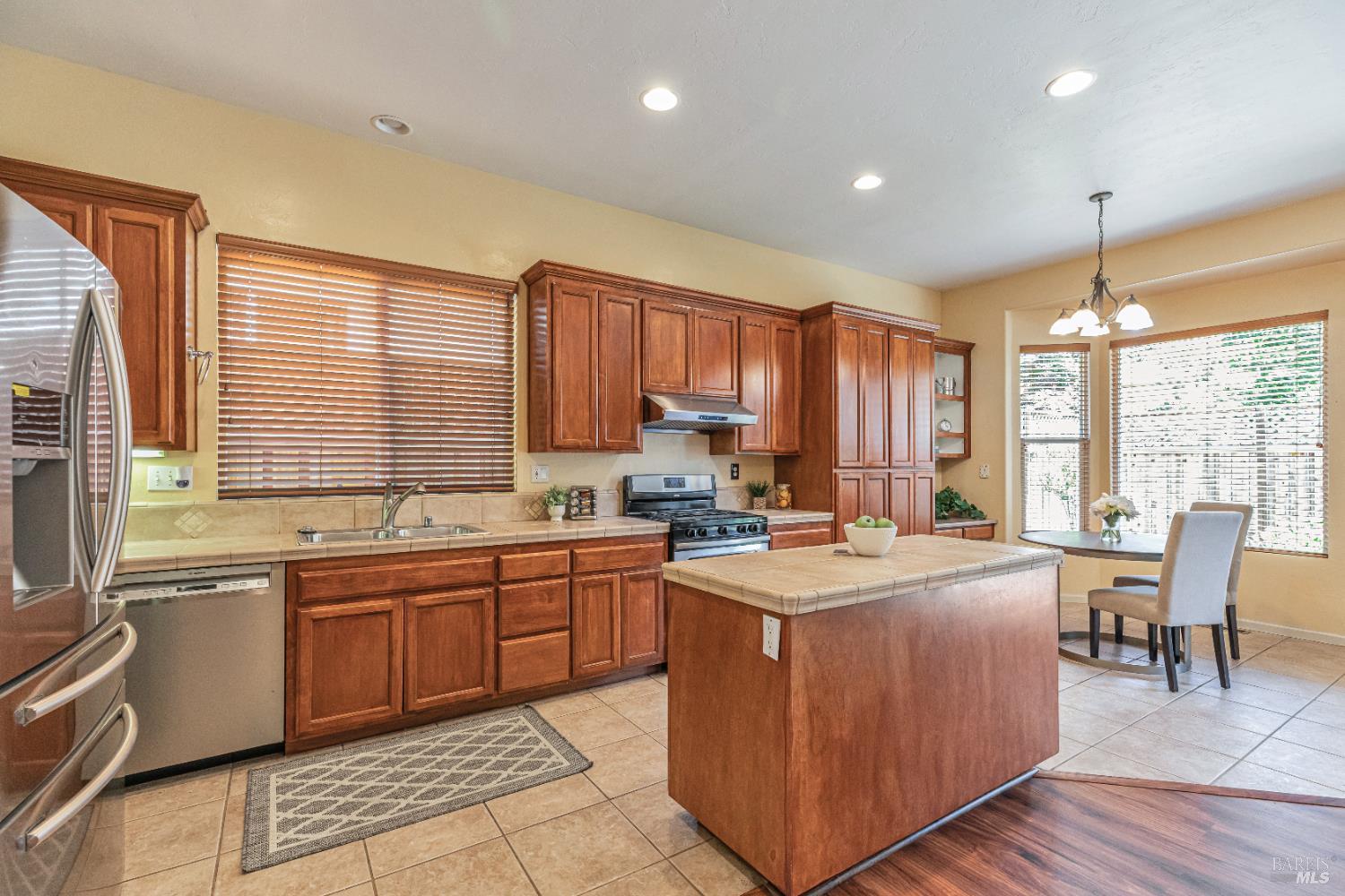 Santa Rosa, California, 95403, United States, 3 Bedrooms Bedrooms, ,2 BathroomsBathrooms,Residential,For Sale,1868703