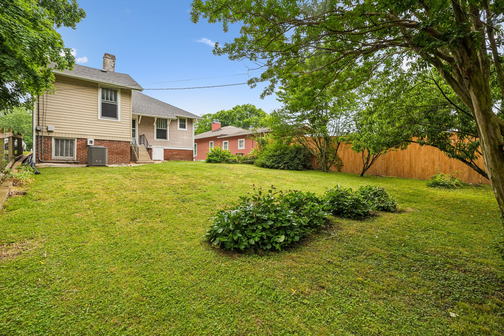  235 Georgia Ave, Clarksville, TN, 37040 - 物件實景