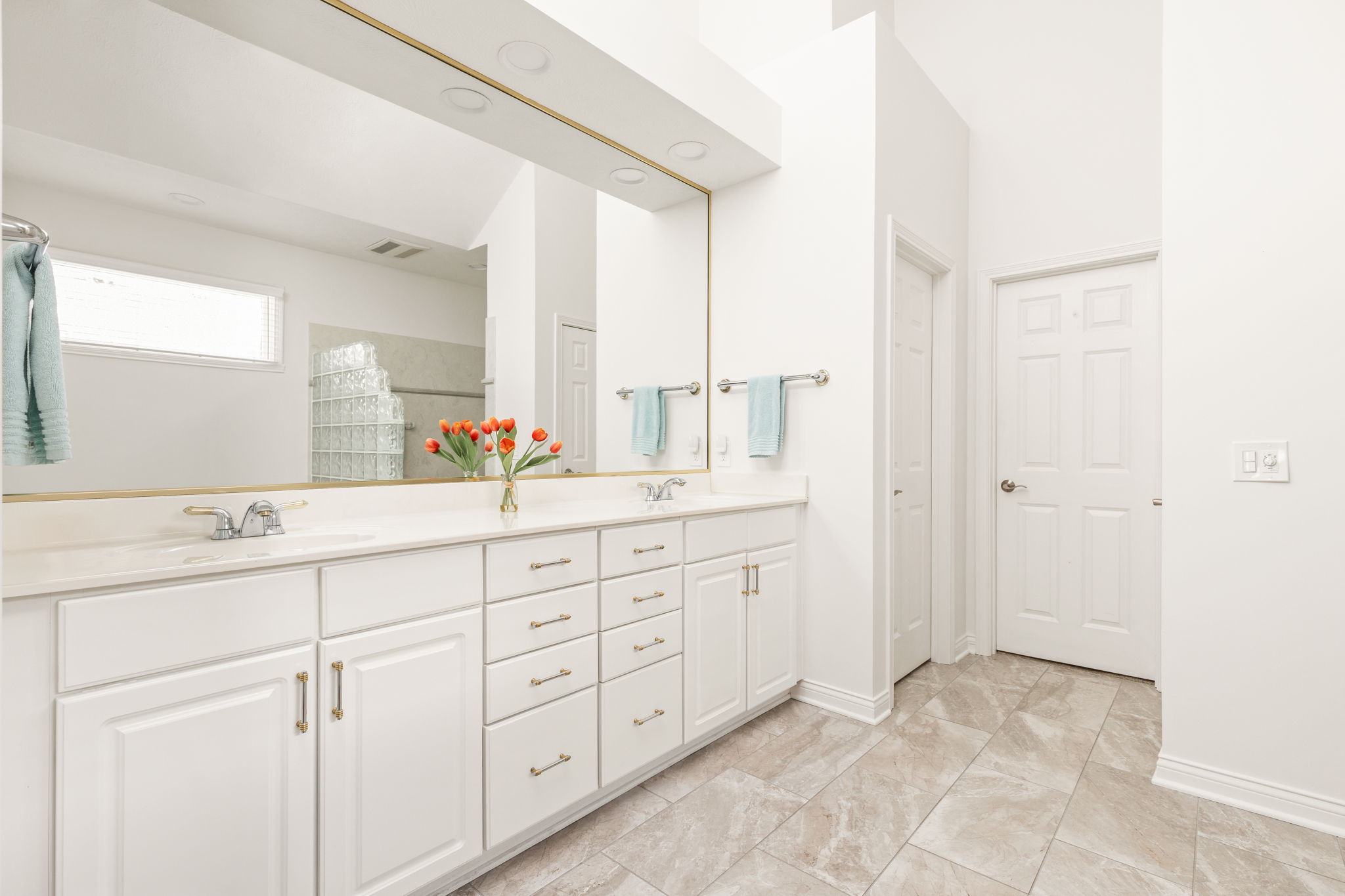  Meticulously Maintained Zionsville Home - 物件實景