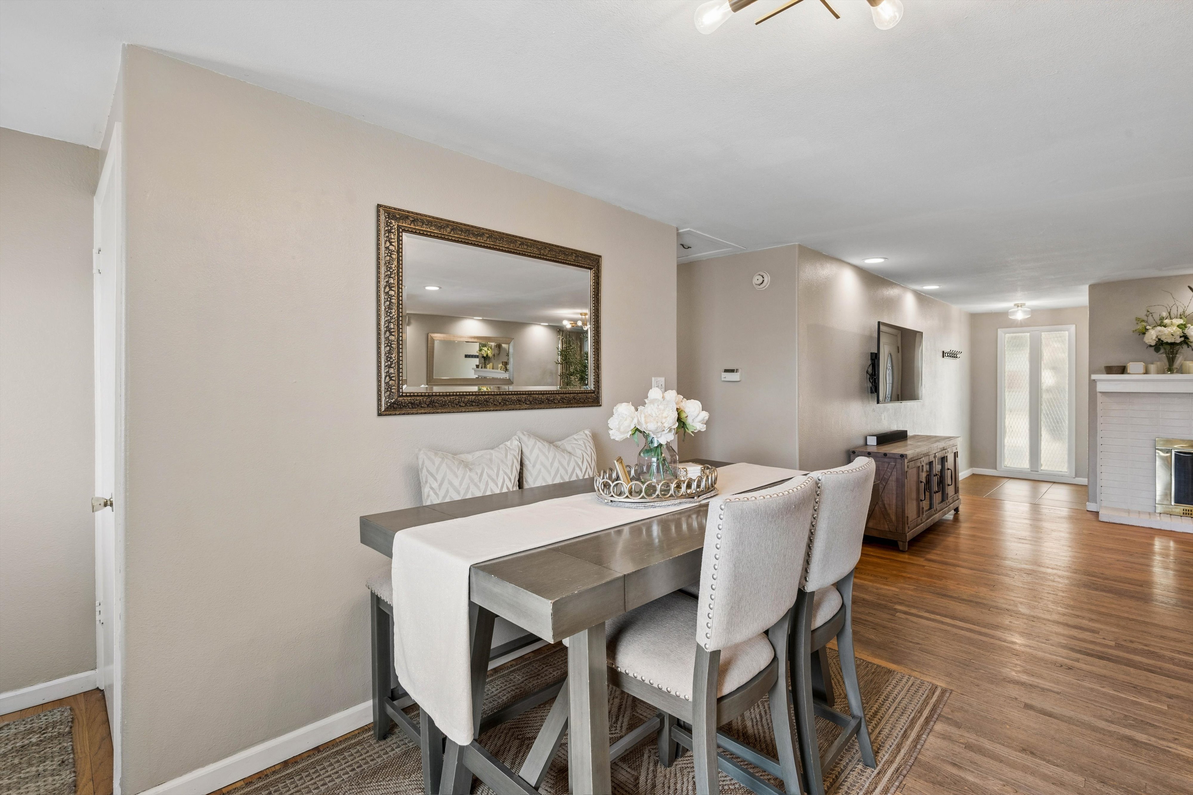  Welcome to 2900 South Jay Street - 物件實景