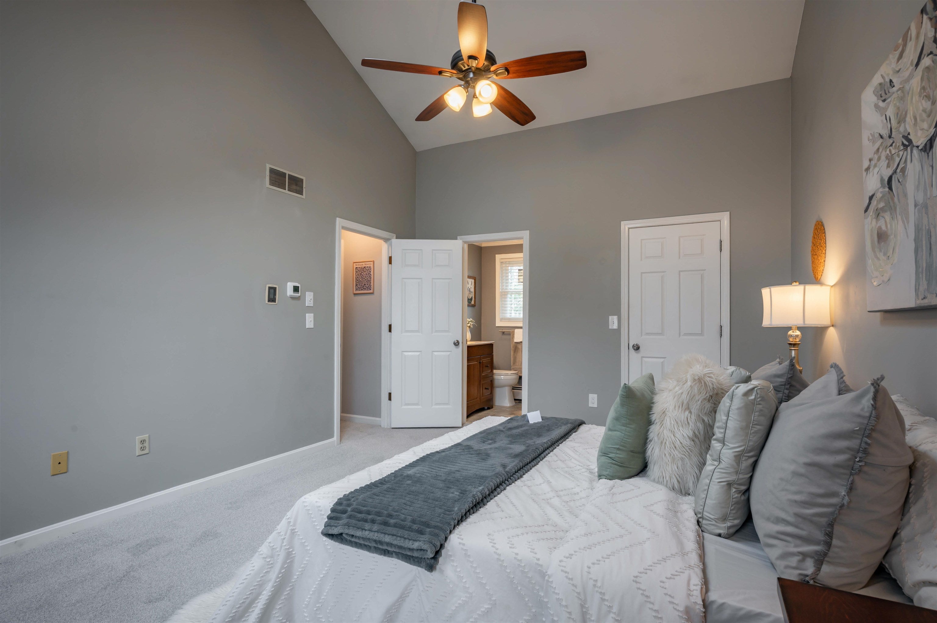 Hooksett, New Hampshire, 03106, United States, 3 Bedrooms Bedrooms, ,1 BathroomBathrooms,Residential,For Sale,2002155