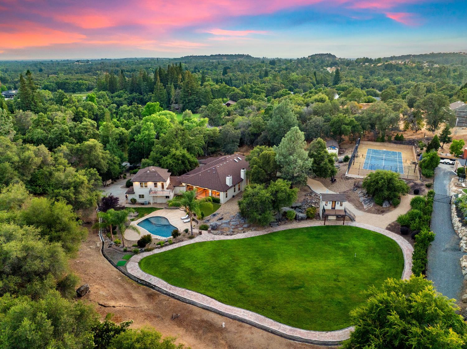 Loomis, California, 95650, United States, 5 Bedrooms Bedrooms, ,6 BathroomsBathrooms,Residential,For Sale,2003238