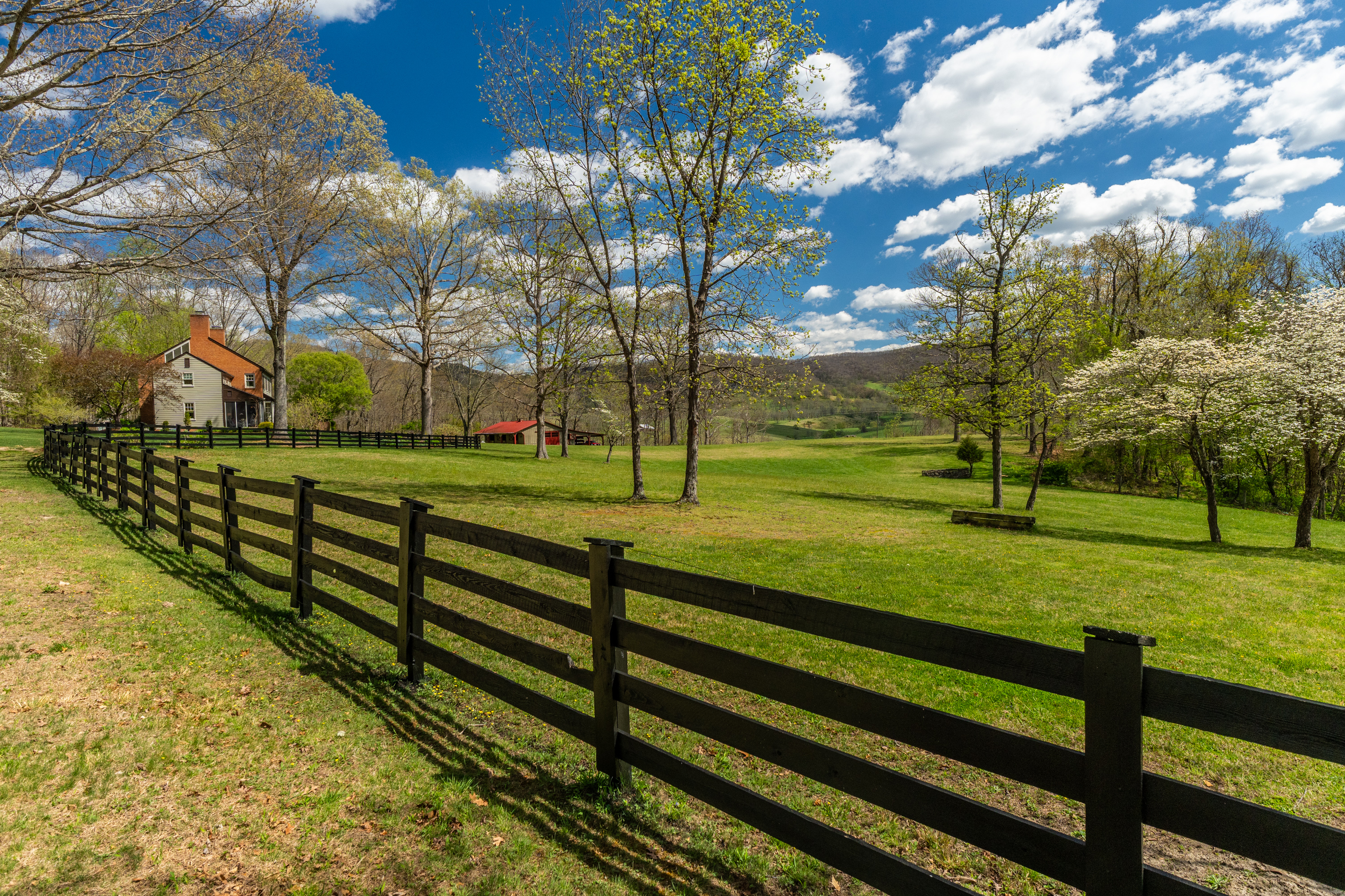  5614 Hot Springs Rd - 物件實景