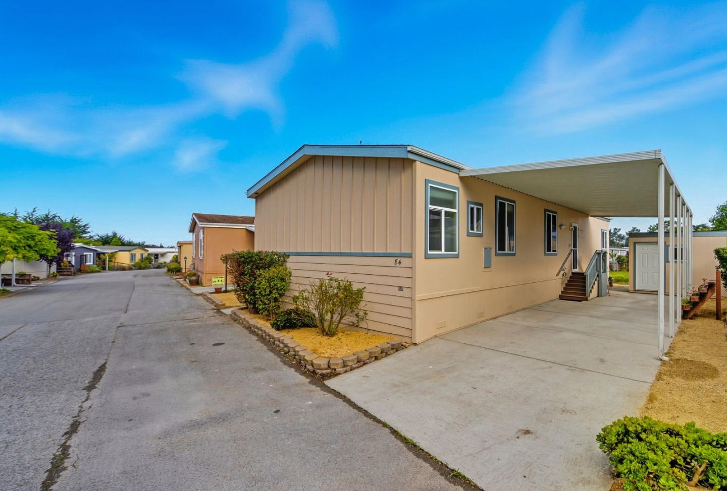 Half Moon Bay, California, 94019, United States, 3 Bedrooms Bedrooms, ,2 BathroomsBathrooms,Residential,For Sale,1949797
