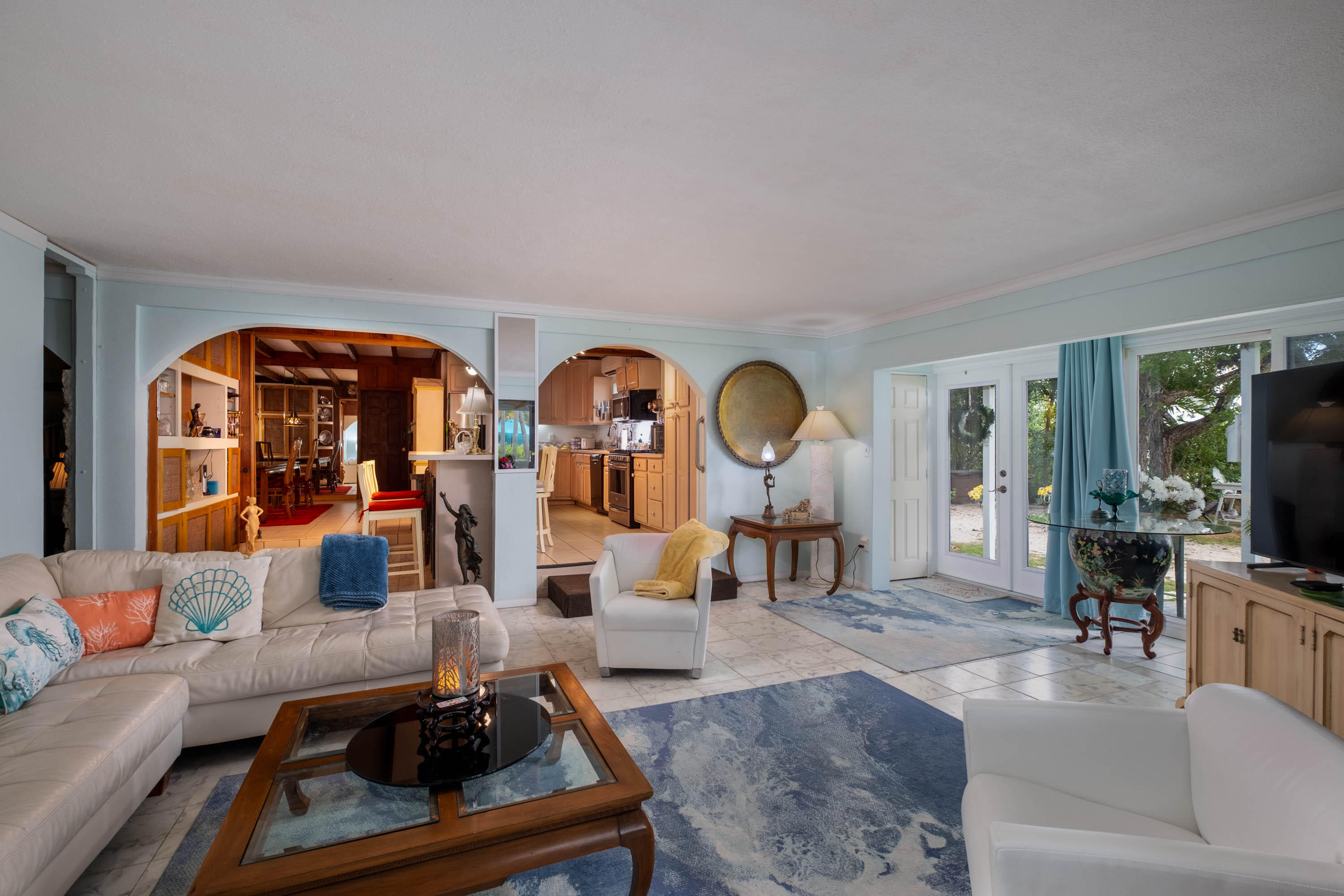 KEY LARGO, Florida, 33037, United States, 10 Bedrooms Bedrooms, ,9 BathroomsBathrooms,Residential,For Sale,1759223