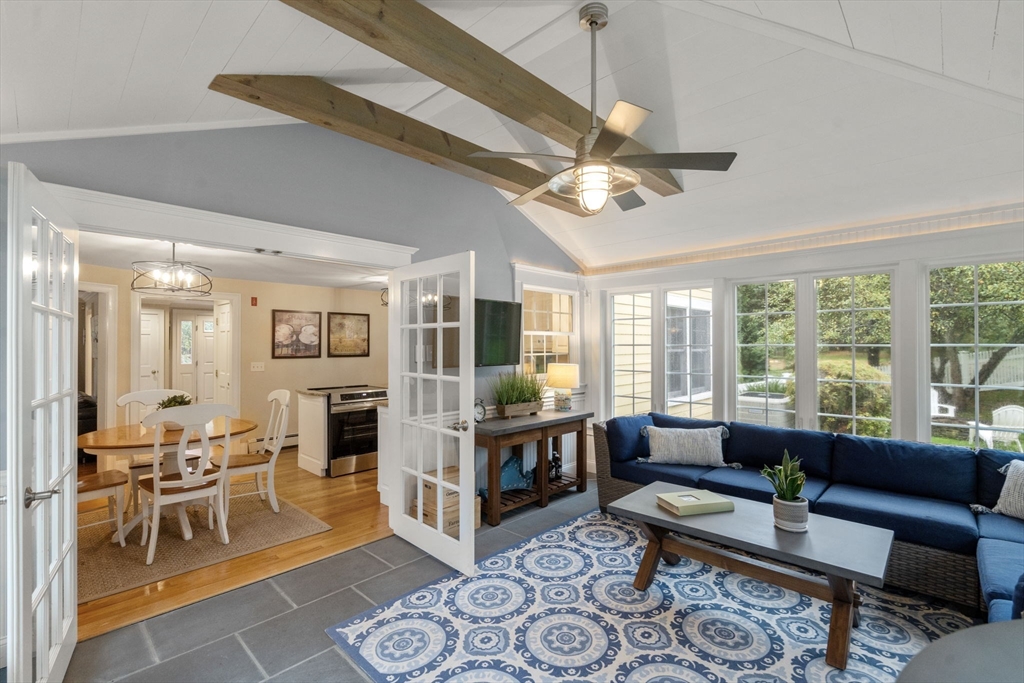 Medfield, Massachusetts, 02052, United States, 3 Bedrooms Bedrooms, ,3 BathroomsBathrooms,Residential,For Sale,1991365