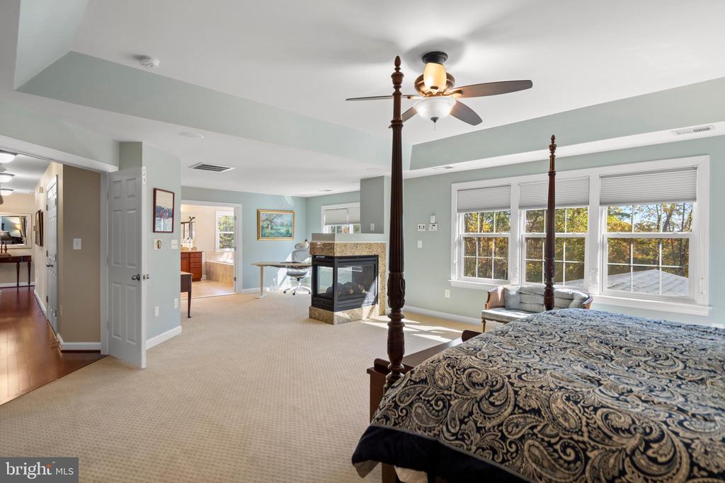 Broadlands, Virginia, 20148, United States, 5 Bedrooms Bedrooms, ,5 BathroomsBathrooms,Residential,For Sale,1977540