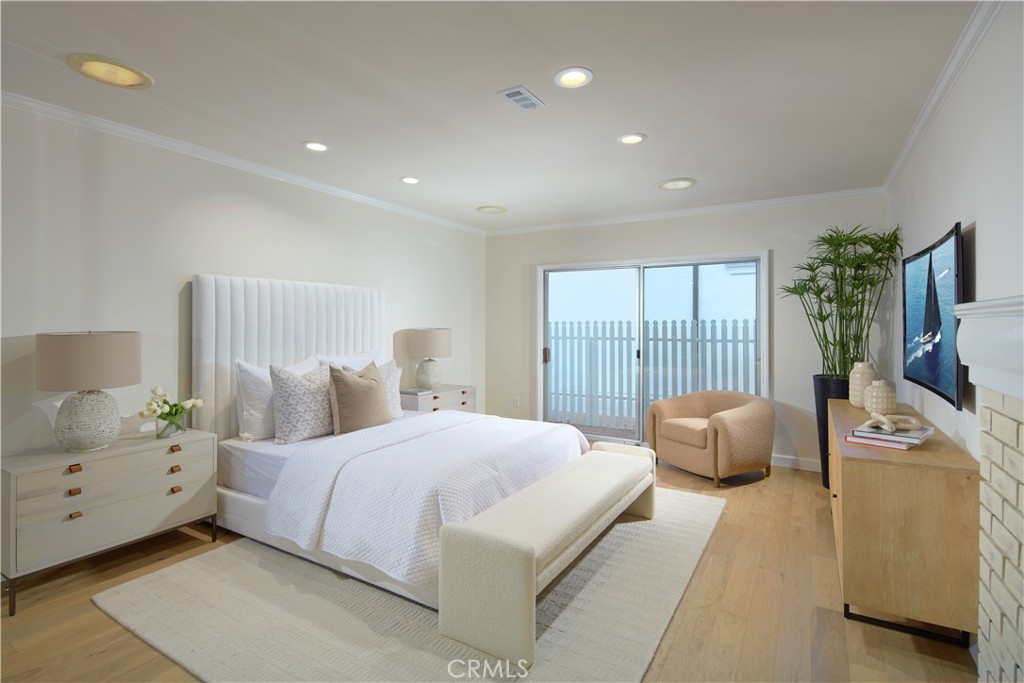 Corona del Mar, California, 92625, United States, 3 Bedrooms Bedrooms, ,Residential,For Sale,1932614