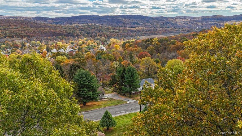 Highland Mills, New York, 10930, United States, 4 Bedrooms Bedrooms, ,3 BathroomsBathrooms,Residential,For Sale,1977066