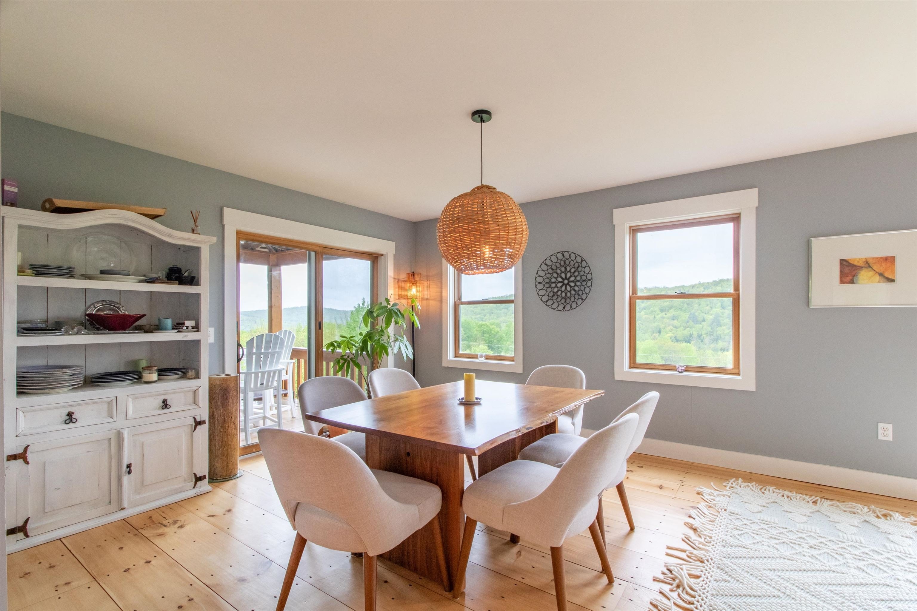 Kirby, Vermont, 05851, United States, 5 Bedrooms Bedrooms, ,3 BathroomsBathrooms,Residential,For Sale,2036584