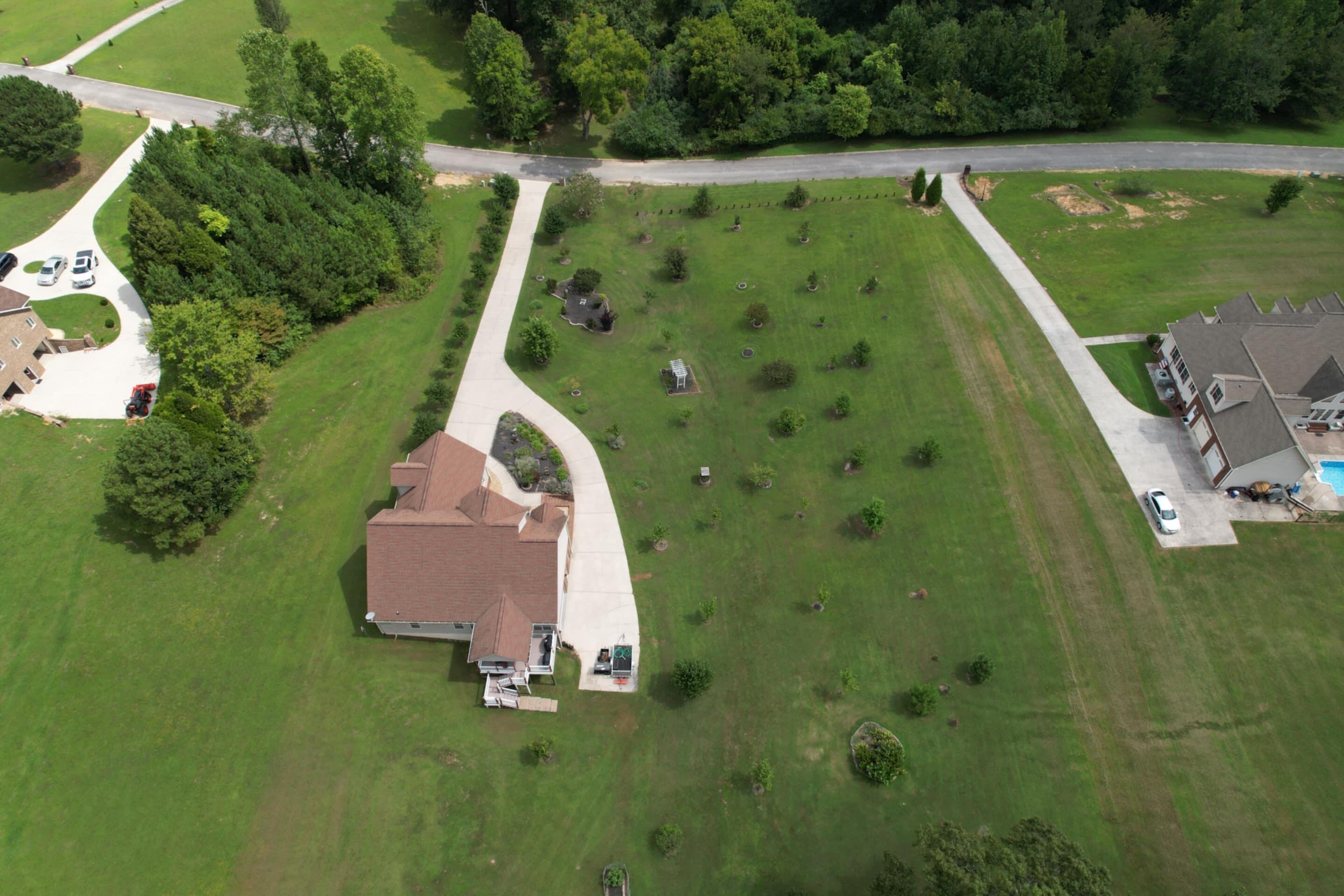 Spring City, Tennessee, 37381, United States, 4 Bedrooms Bedrooms, ,3 BathroomsBathrooms,Residential,For Sale,1927411