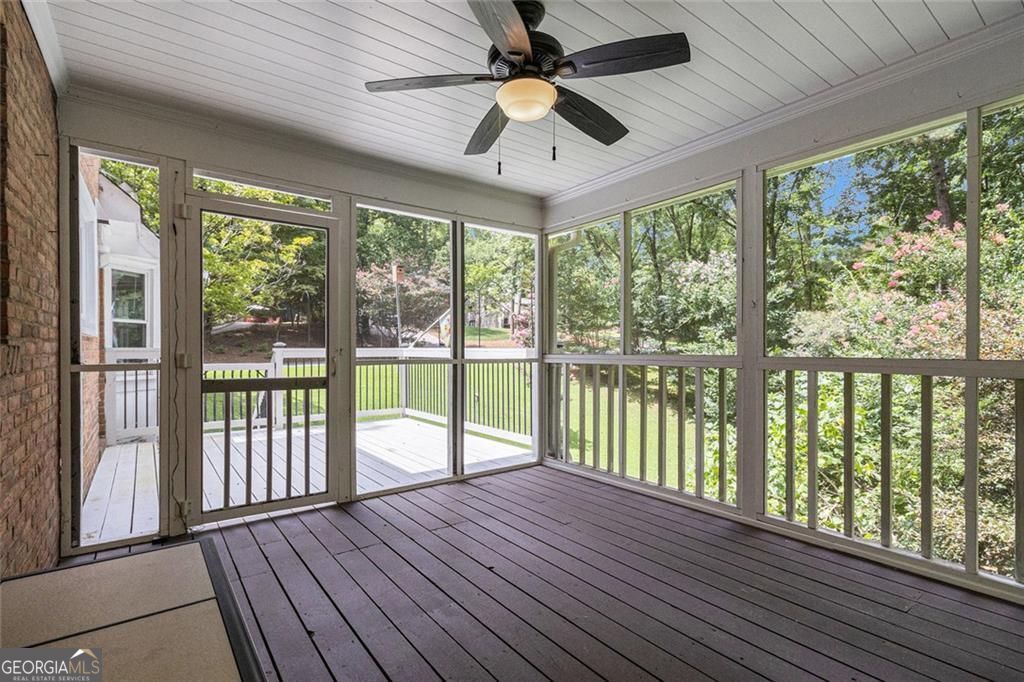 Roswell, Georgia, 30075, United States, 6 Bedrooms Bedrooms, ,4 BathroomsBathrooms,Residential,For Sale,1910371