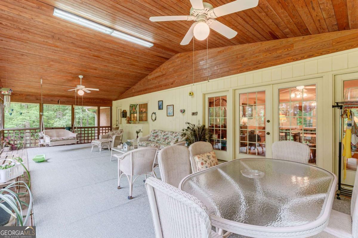 Comer, Georgia, 30629, United States, 5 Bedrooms Bedrooms, ,3 BathroomsBathrooms,Residential,For Sale,1991082