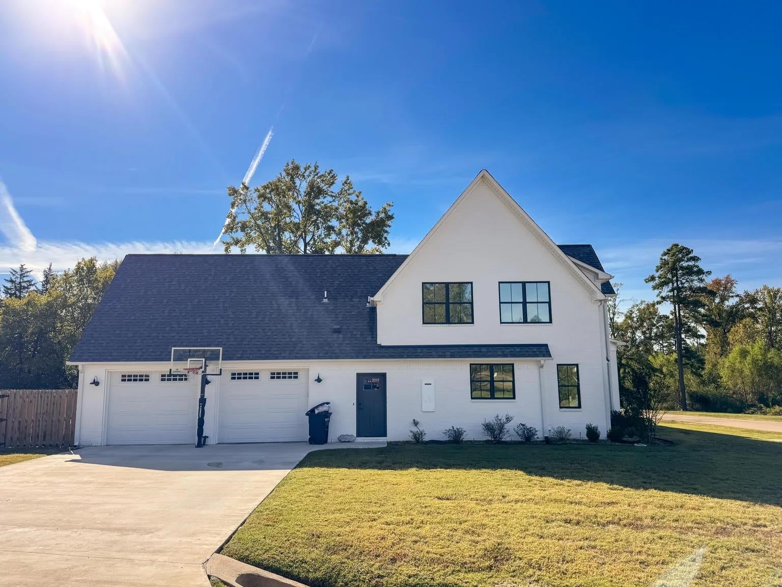 Texarkana, Texas, 75503, United States, 4 Bedrooms Bedrooms, ,4 BathroomsBathrooms,Residential,For Sale,1980394