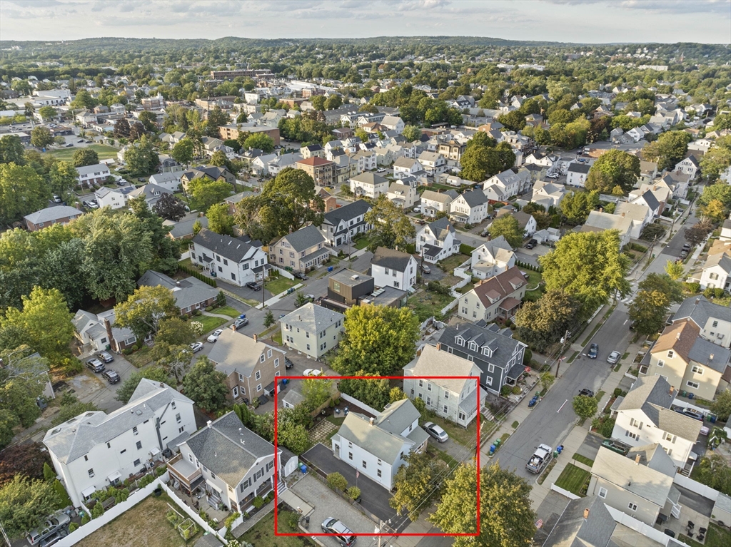 Newton, Massachusetts, 02458, United States, 3 Bedrooms Bedrooms, ,2 BathroomsBathrooms,Residential,For Sale,1939468