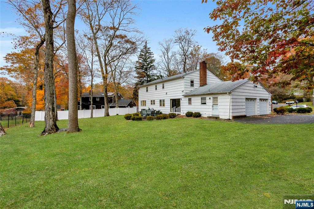 River Vale, New Jersey, 07675, United States, 4 Bedrooms Bedrooms, ,3 BathroomsBathrooms,Residential,For Sale,1987522