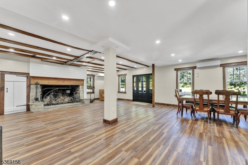 Blairstown Twp., New Jersey, 07825, United States, 4 Bedrooms Bedrooms, ,4 BathroomsBathrooms,Residential,For Sale,1901840