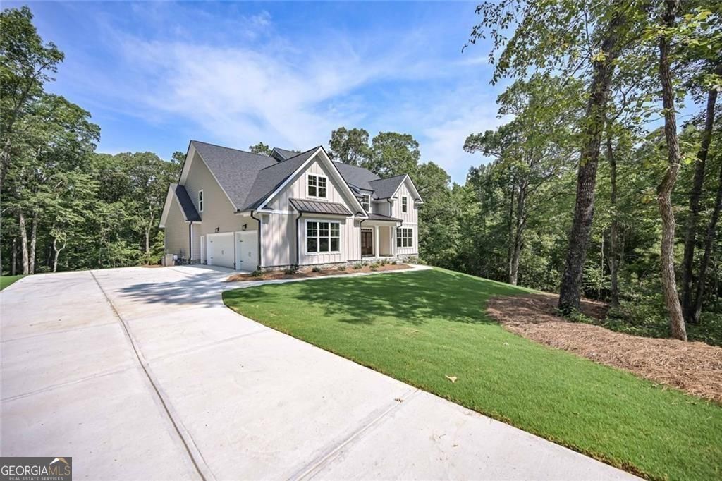 Douglasville, Georgia, 30135, United States, 5 Bedrooms Bedrooms, ,5 BathroomsBathrooms,Residential,For Sale,1876885