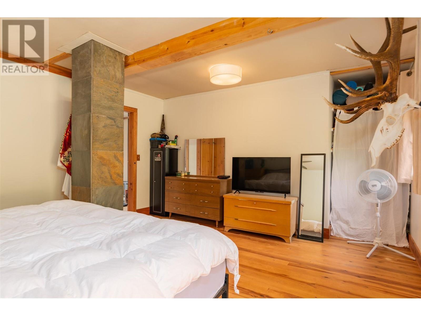 WINLAW, British Columbia, V0G 2J0, CA, 2 Bedrooms Bedrooms, ,1 BathroomBathrooms,Residential,For Sale,1913701