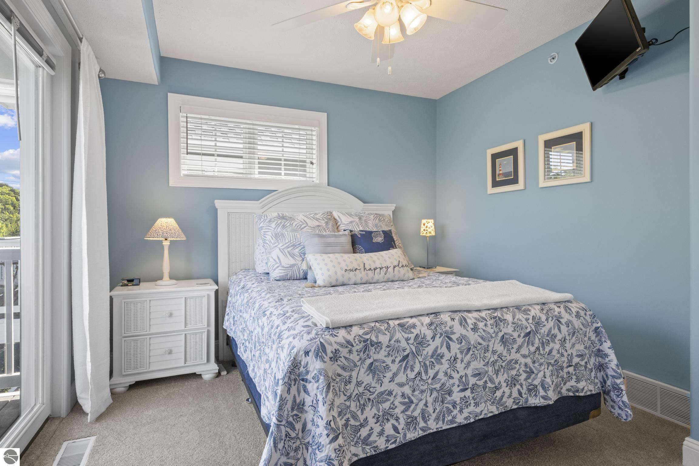 Traverse City, Michigan, 49686, United States, 2 Bedrooms Bedrooms, ,3 BathroomsBathrooms,Residential,For Sale,1967748