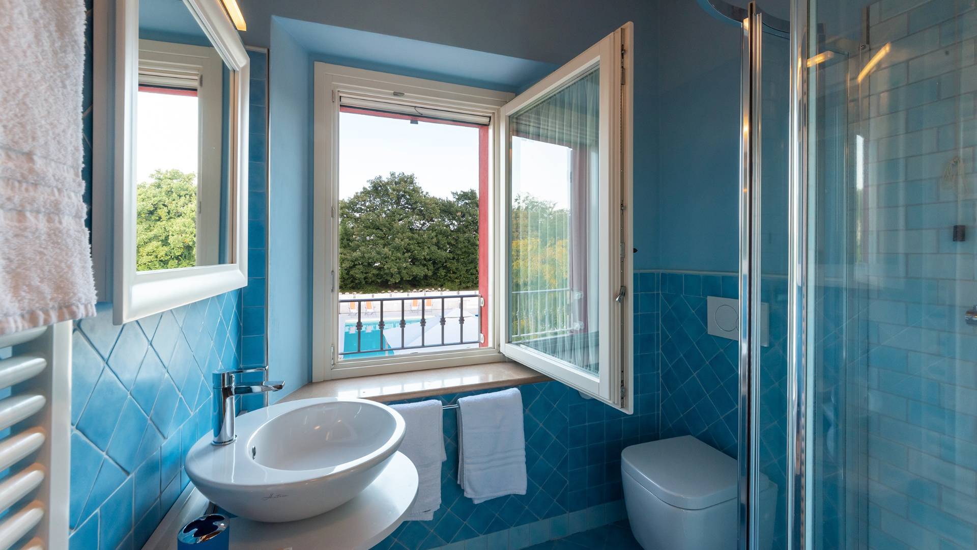 Fossombrone, Pesaro e Urbino, 61034, IT, 6 Bedrooms Bedrooms, ,10 BathroomsBathrooms,Residential,For Sale,1986512