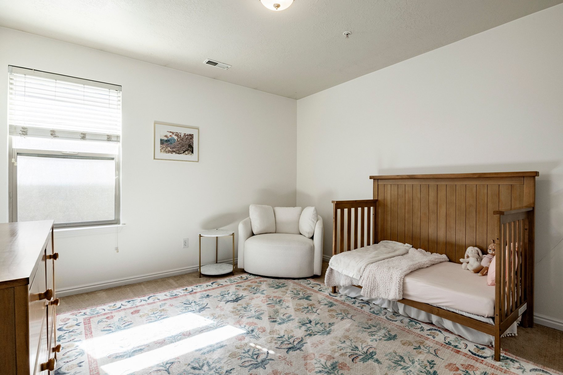  Private Millcreek Townhome with Fenced Backyard & Vaulted Ceilings - 物件實景