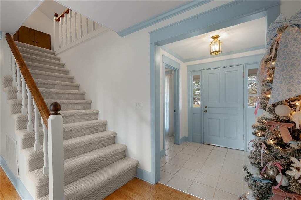 Calhoun, Georgia, 30701, United States, 4 Bedrooms Bedrooms, ,4 BathroomsBathrooms,Residential,For Sale,2005129