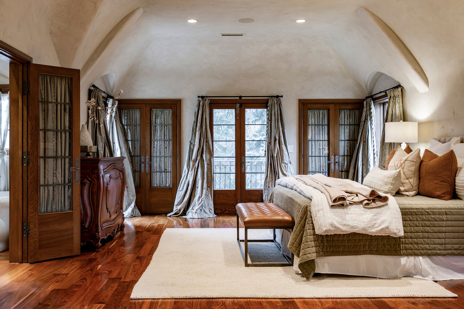  An Exquisite Norman French Manor Nestled in Gilmer Park - 物件實景