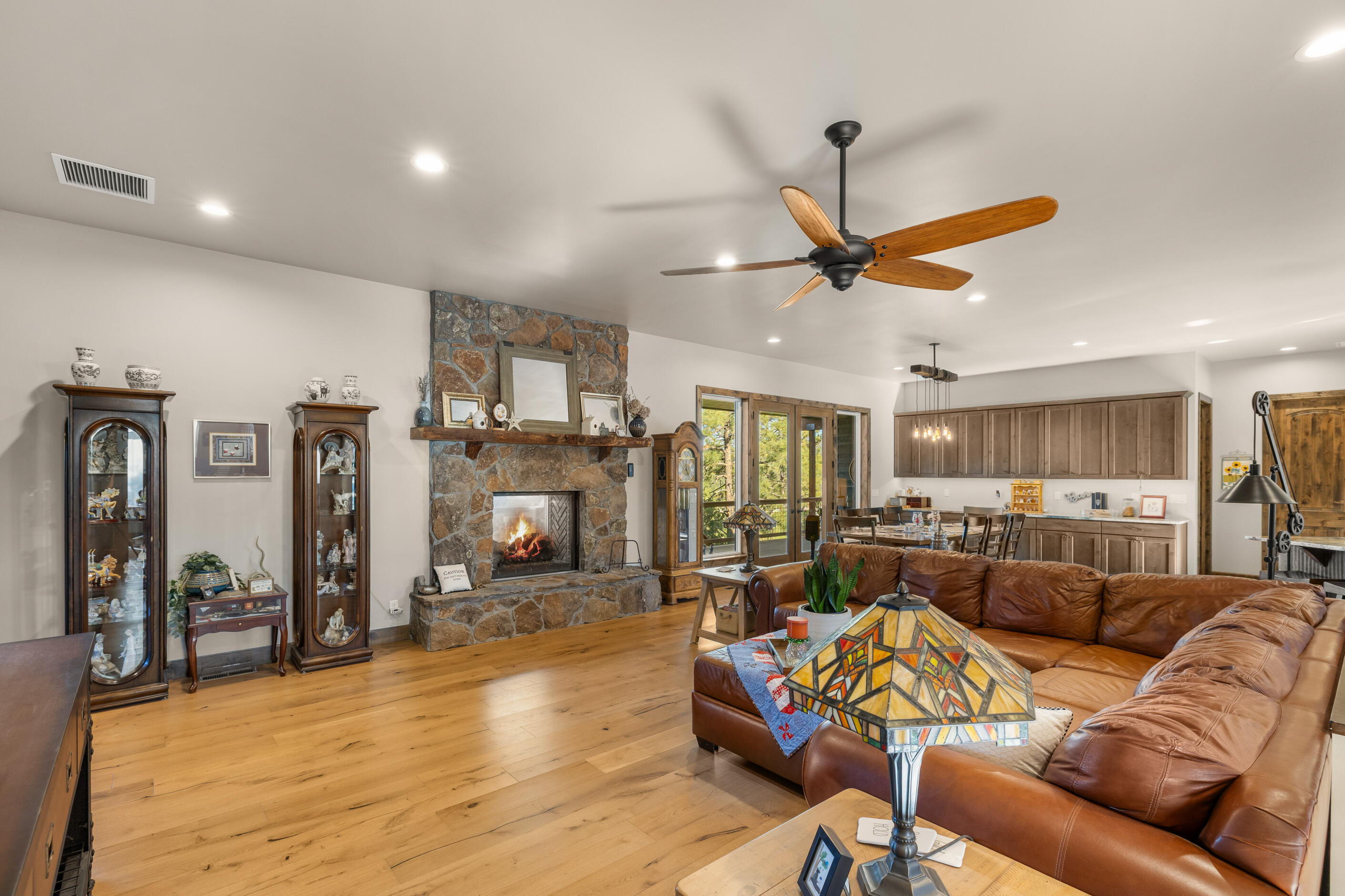  300 Fairway Drive ¦ Williams, AZ - 物件實景