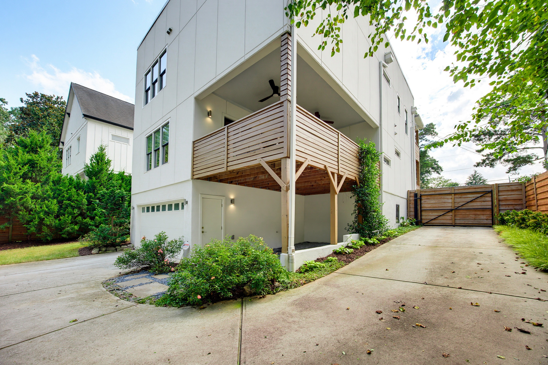  Modern Design, Extensive Outdoor Living and Future Expansion Potential - 物件實景
