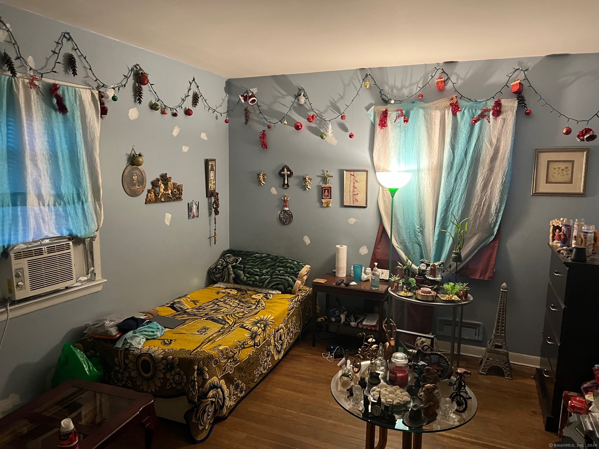 Stamford, Connecticut, 06902, United States, 6 Bedrooms Bedrooms, ,3 BathroomsBathrooms,Residential,For Sale,1982578