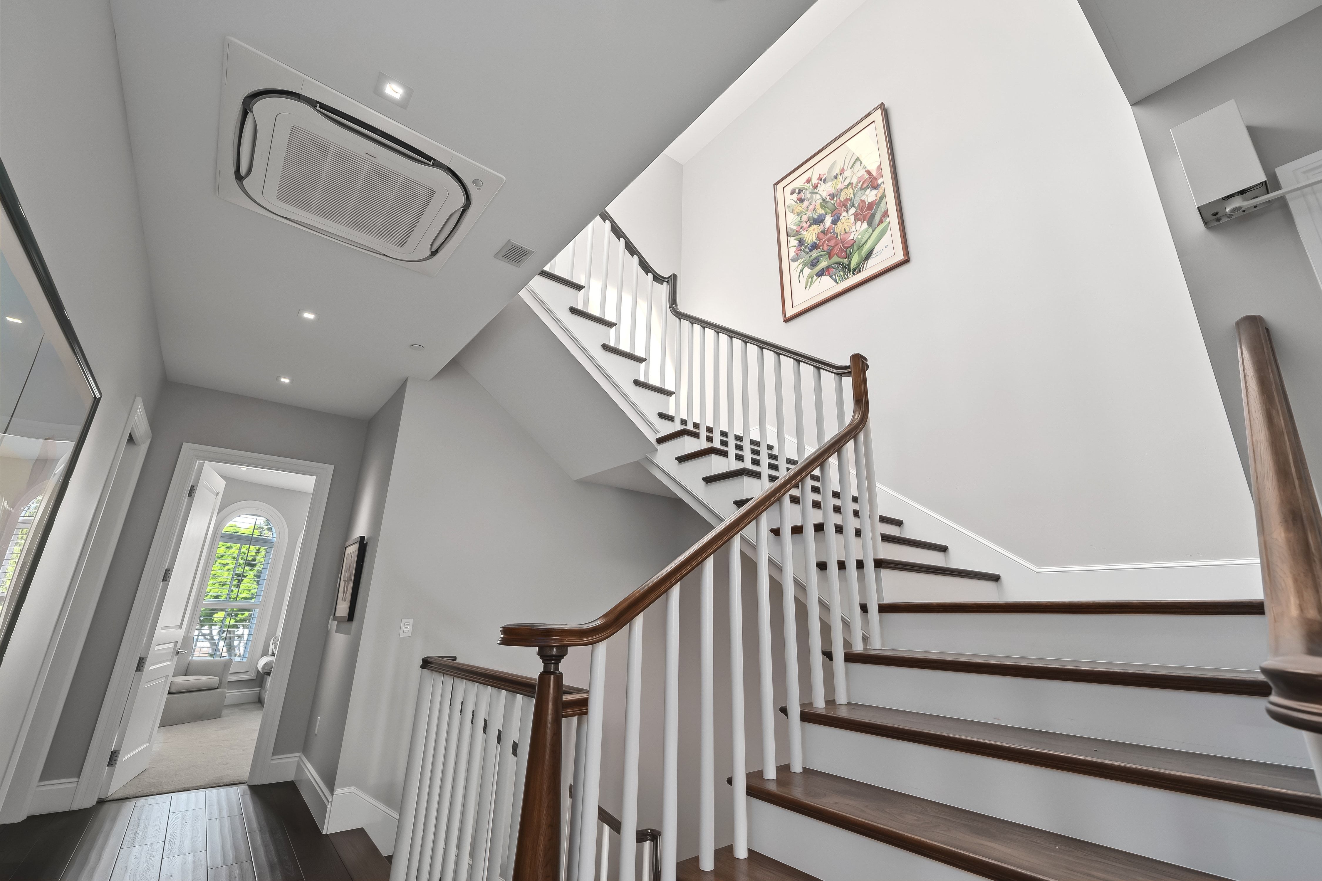  Classic Brownstone Architecture Meets Sophisticated Contemporary Living - 物件實景