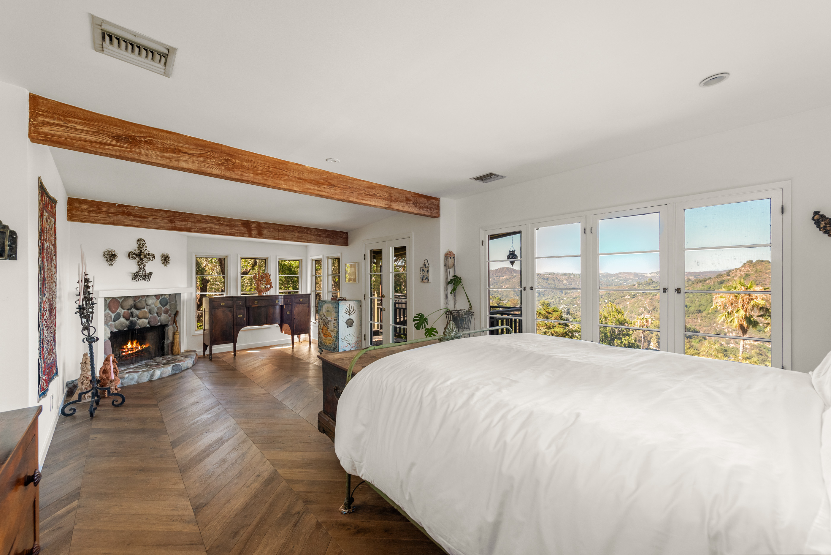  1328 Fernwood Pacific Dr - 物件實景