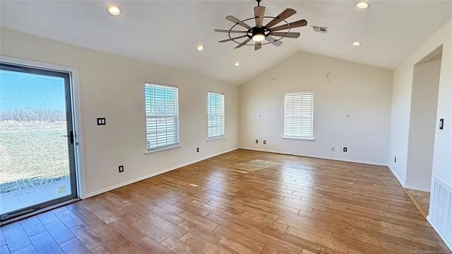 Tahlequah, Oklahoma, 74464, United States, 3 Bedrooms Bedrooms, ,2 BathroomsBathrooms,Residential,For Sale,2005711