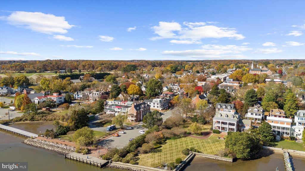 Chestertown, Maryland, 21620, United States, 5 Bedrooms Bedrooms, ,5 BathroomsBathrooms,Residential,For Sale,1988970