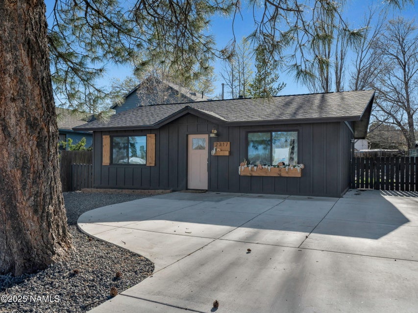 1st St, Flagstaff, AZ 86004