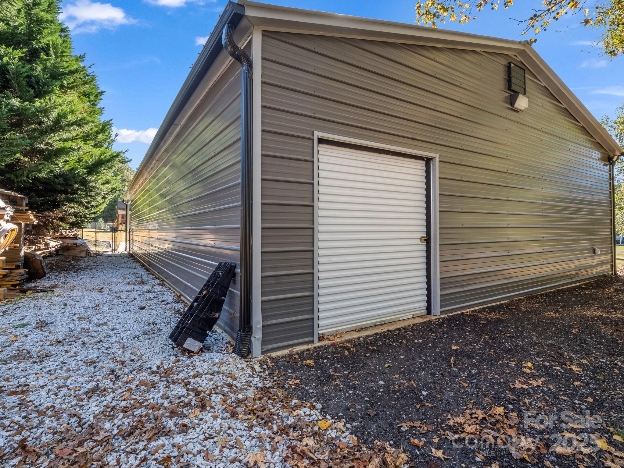 Shelby, North Carolina, 28152, United States, 3 Bedrooms Bedrooms, ,2 BathroomsBathrooms,Residential,For Sale,1969523