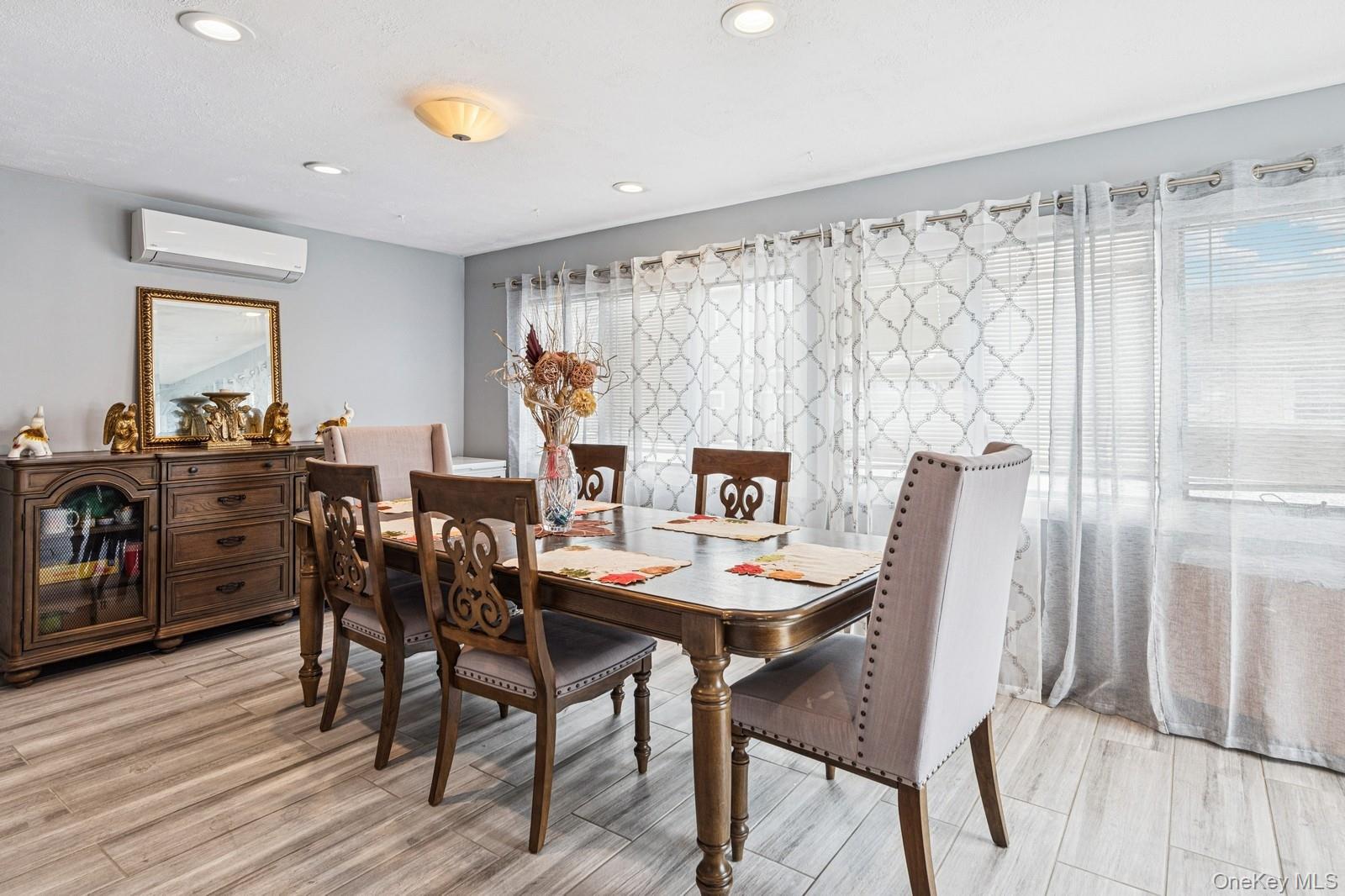 Massapequa Park, New York, 11762, United States, 3 Bedrooms Bedrooms, ,4 BathroomsBathrooms,Residential,For Sale,1941074