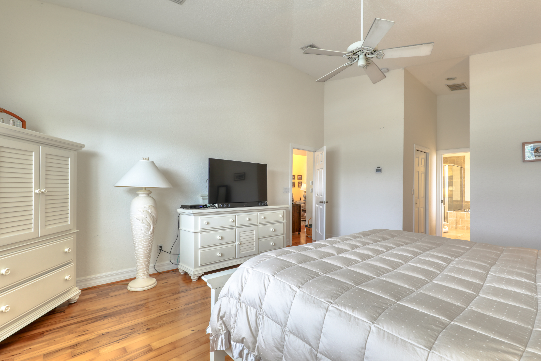 356 WESTWINDS DRIVE, Palm Harbor, Florida, 34683, United States, 3 Bedrooms Bedrooms, ,4 BathroomsBathrooms,Residential,For Sale,356 WESTWINDS DRIVE,1134606