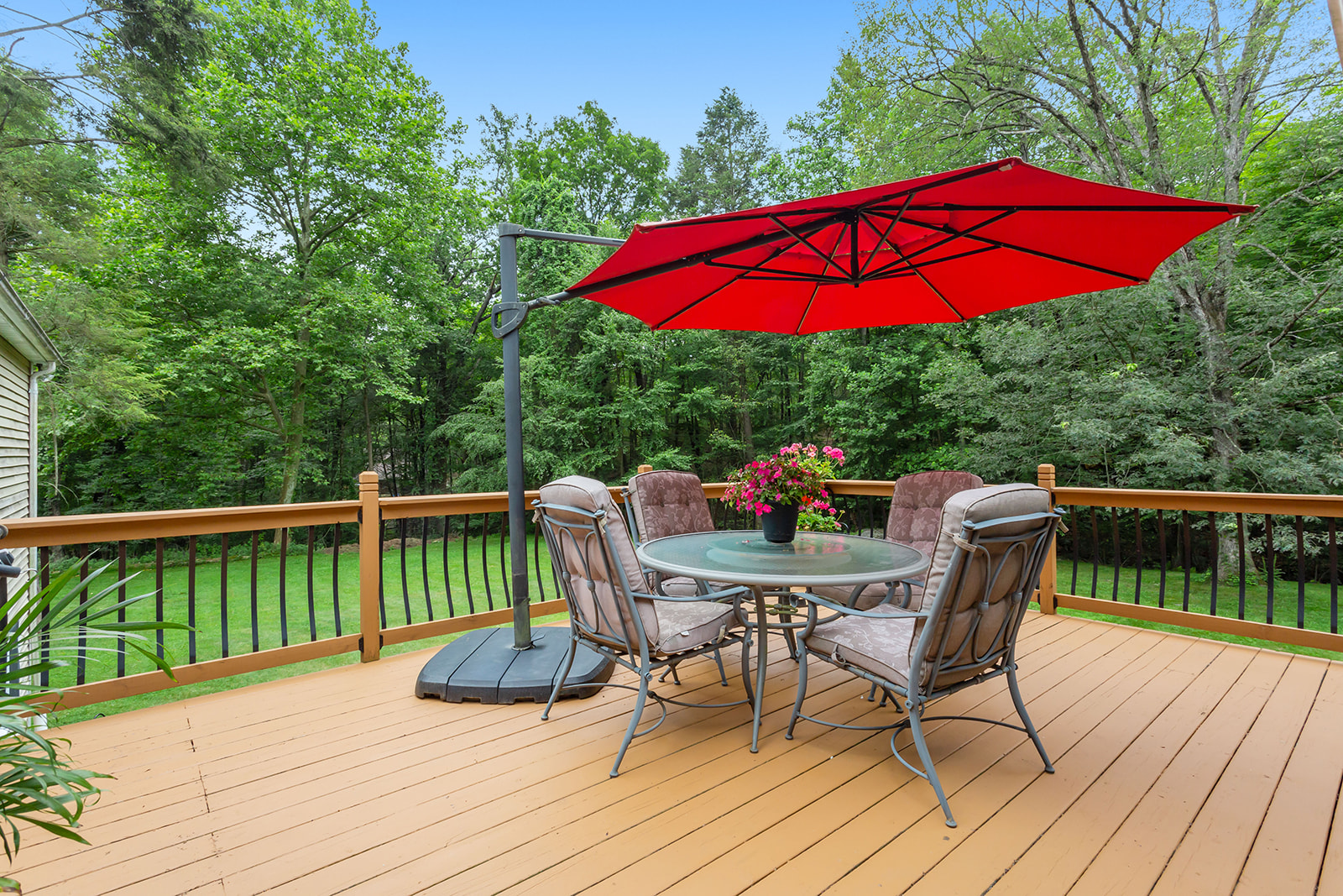 Ringwood, New Jersey, 07456, United States, 7 Bedrooms Bedrooms, ,4 BathroomsBathrooms,Residential,For Sale,1943457