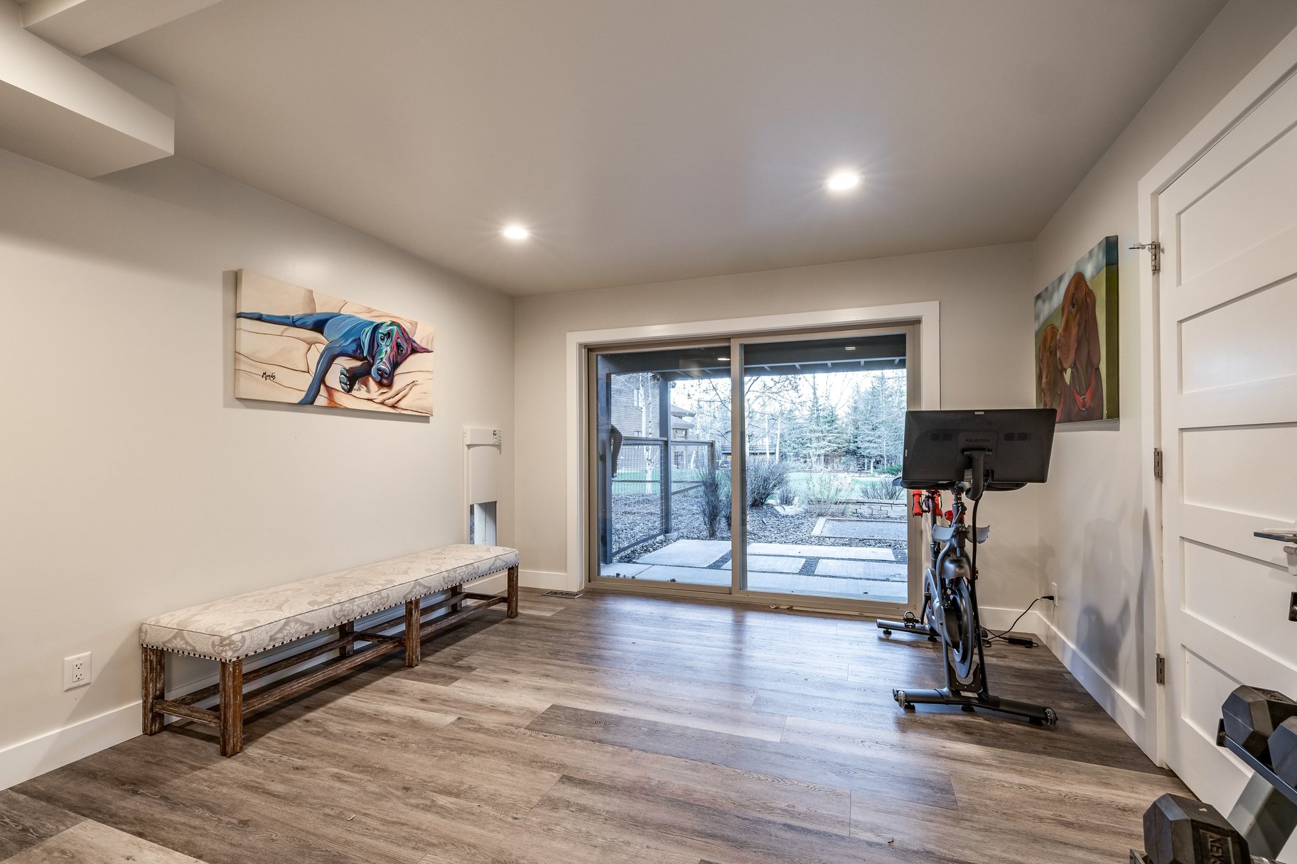  Light Filled Open Floor Plan with Great Outdoor Space - 物件實景