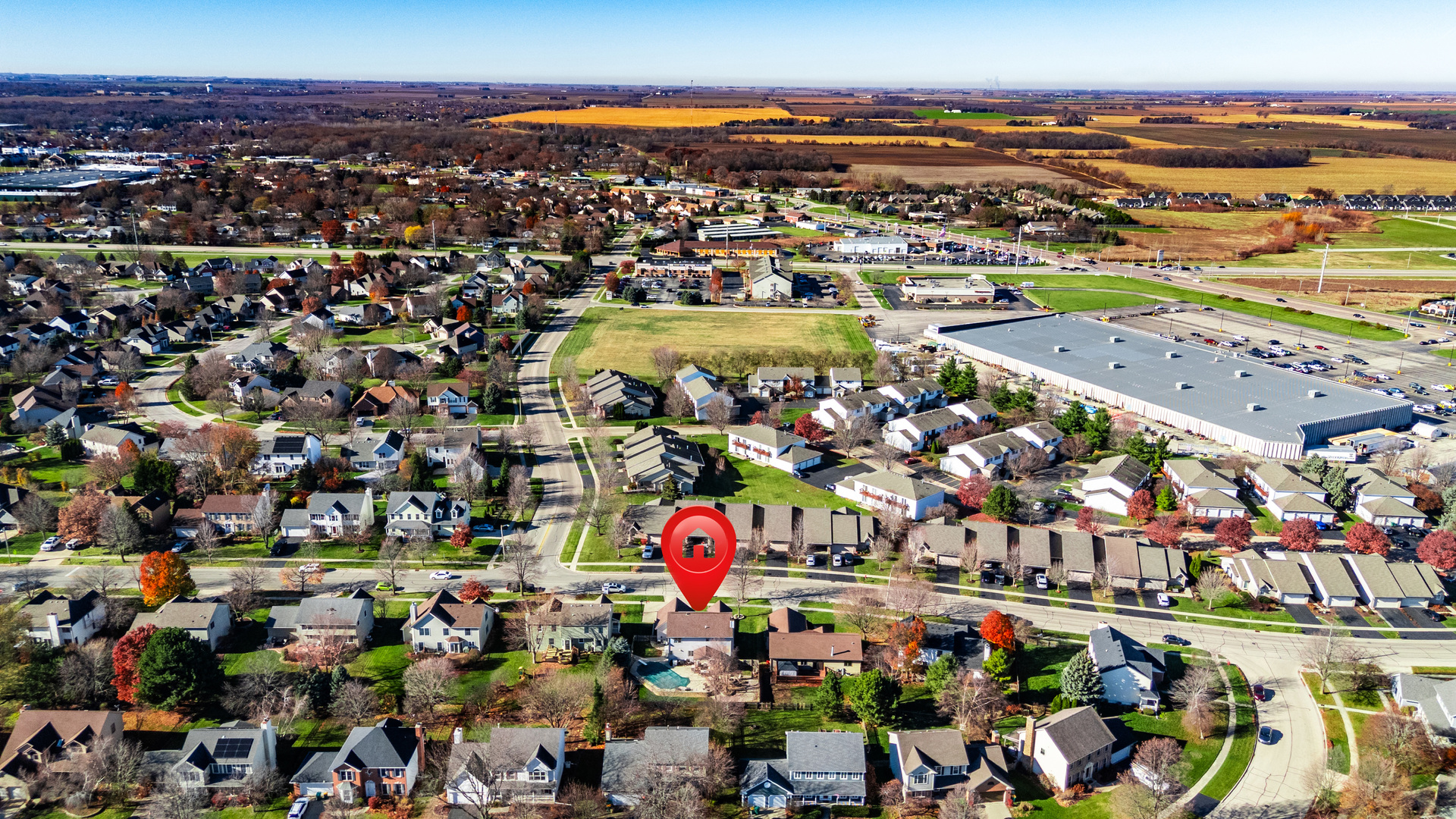 Sycamore, Illinois, 60178, United States, 4 Bedrooms Bedrooms, ,4 BathroomsBathrooms,Residential,For Sale,1999844