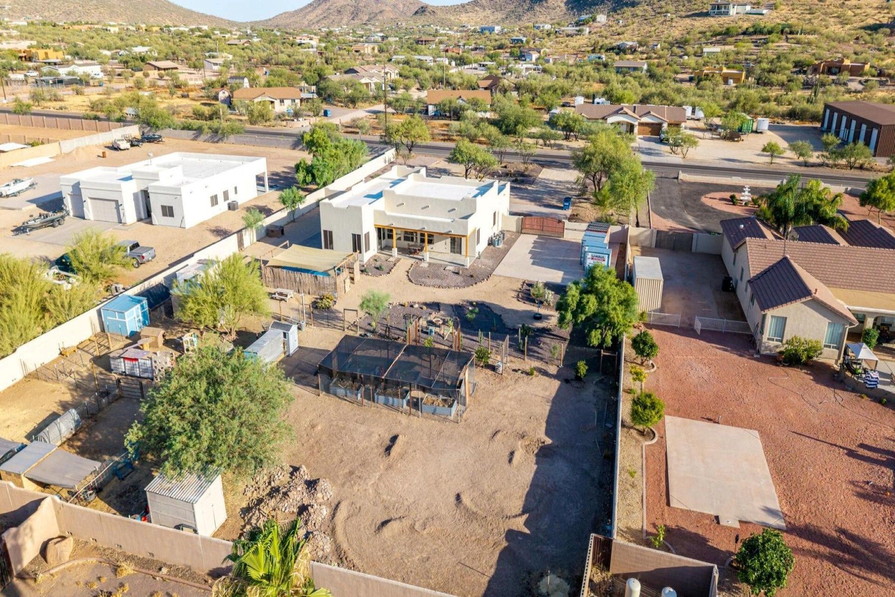  1120 E Circle Mountain Road  New River, AZ - 物件實景