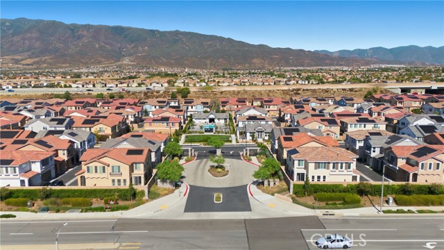 Fontana, California, 92336, United States, 4 Bedrooms Bedrooms, ,4 BathroomsBathrooms,Residential,For Sale,1981803