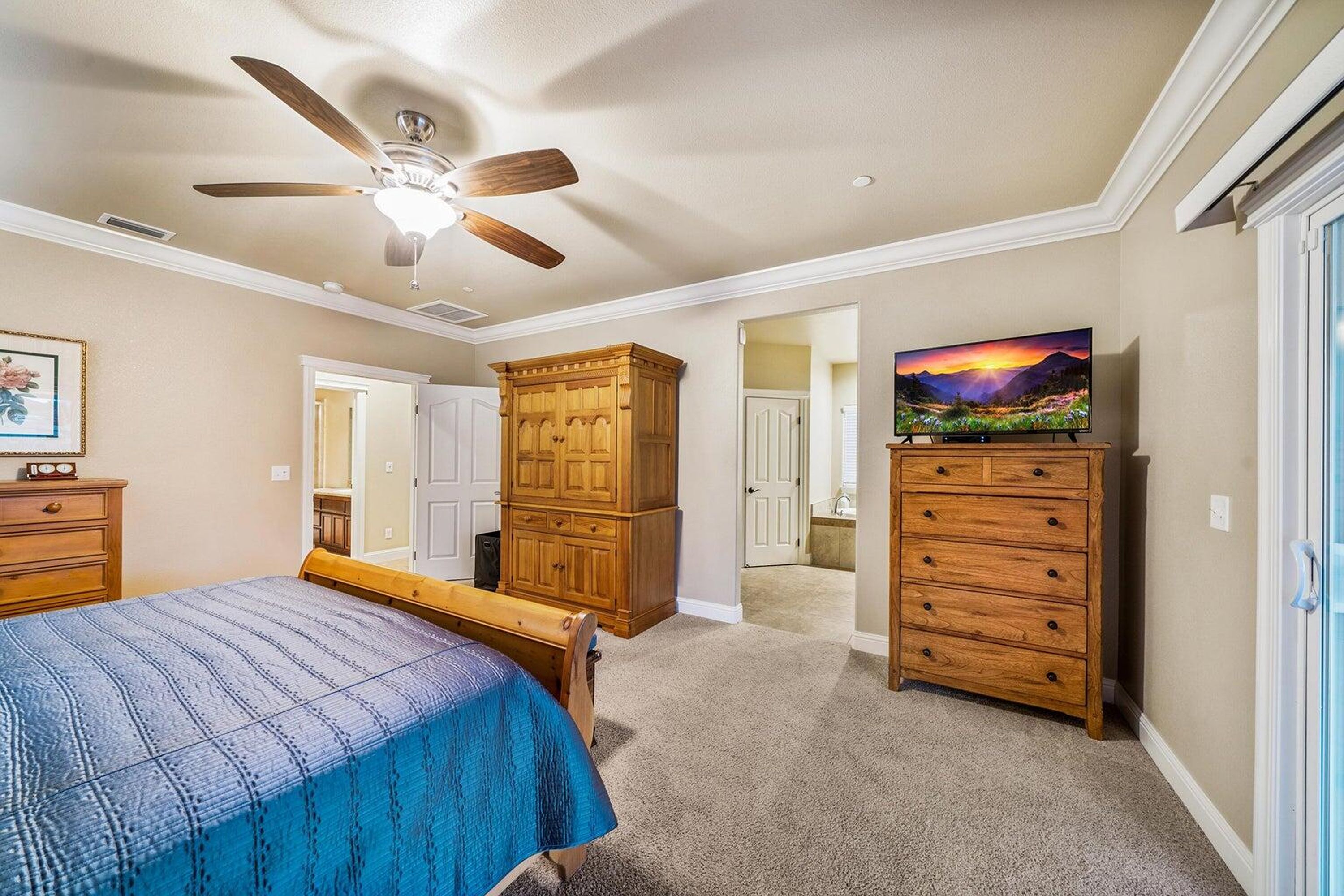  Beautiful Home In Highland Park Subdivision of Redding - 物件實景