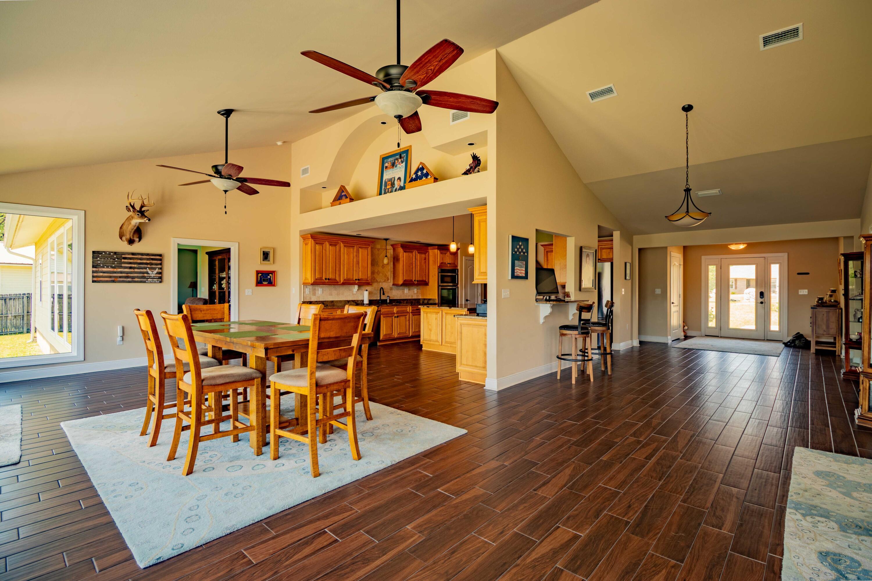 Crestview, Florida, 32539, United States, 3 Bedrooms Bedrooms, ,2 BathroomsBathrooms,Residential,For Sale,1879001