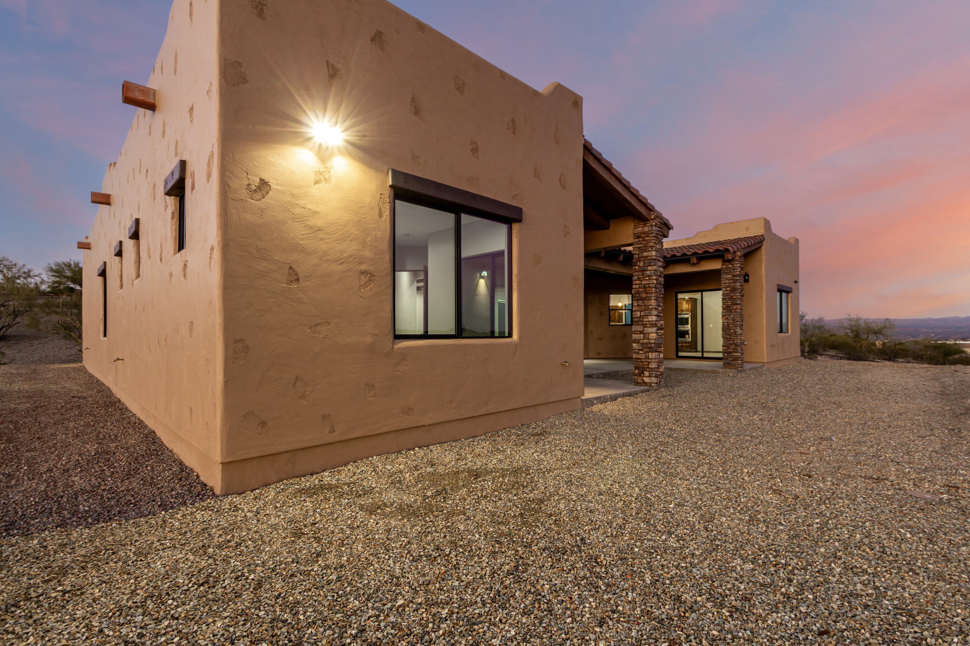 Wickenburg, Arizona, 85390, United States, 4 Bedrooms Bedrooms, ,3 BathroomsBathrooms,Residential,For Sale,2000369