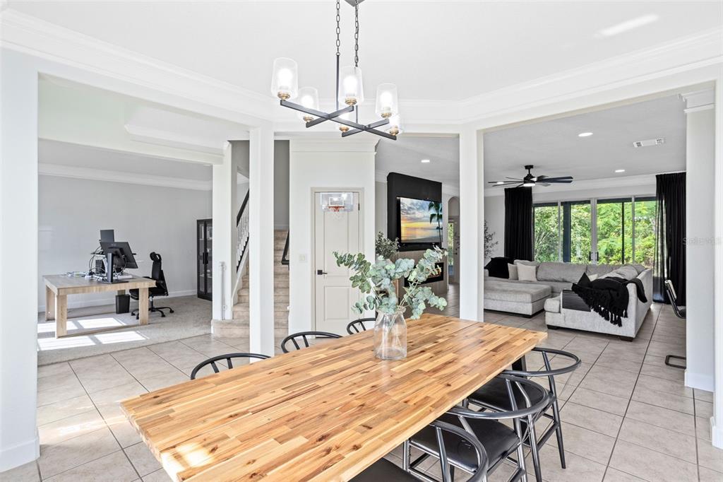 Orlando, Florida, 32820, United States, 6 Bedrooms Bedrooms, ,4 BathroomsBathrooms,Residential,For Sale,1896813