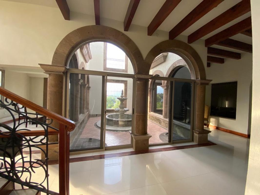 Sim?n Montemayor, Santiago, Nuevo León, 67300, Mexico, 3 Bedrooms Bedrooms, ,3 BathroomsBathrooms,Residential,For Sale,Sim?n Montemayor,1443068