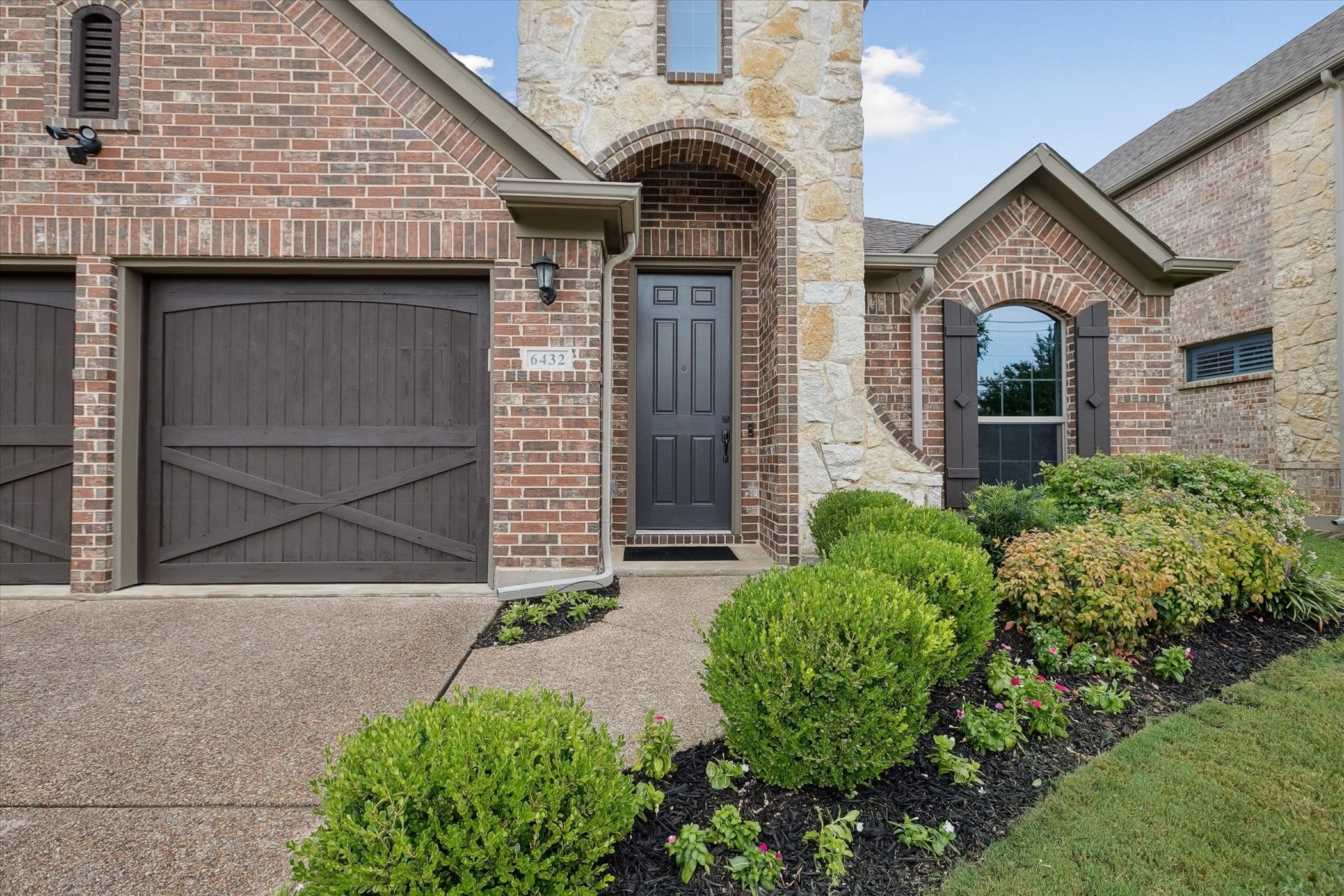 North Richland Hills, Texas, 76182, United States, 4 Bedrooms Bedrooms, ,2 BathroomsBathrooms,Residential,For Sale,1979641